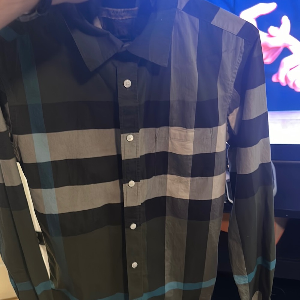 Perfect condition Burberry shirt really nice